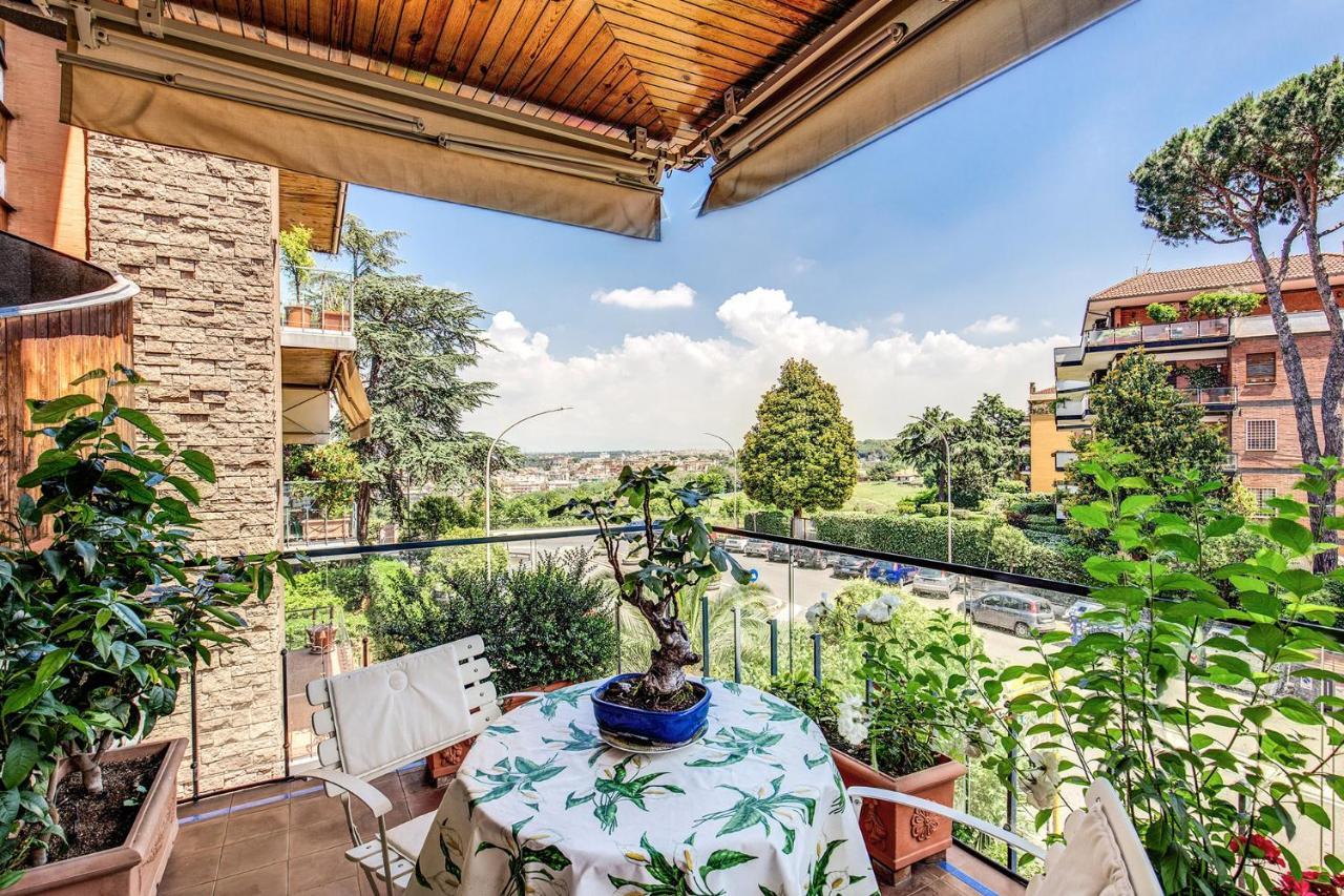 Terrazza Piccolomini: Elegant Apartment Stunning View Over Rome/St Peter'S Dome Exterior foto