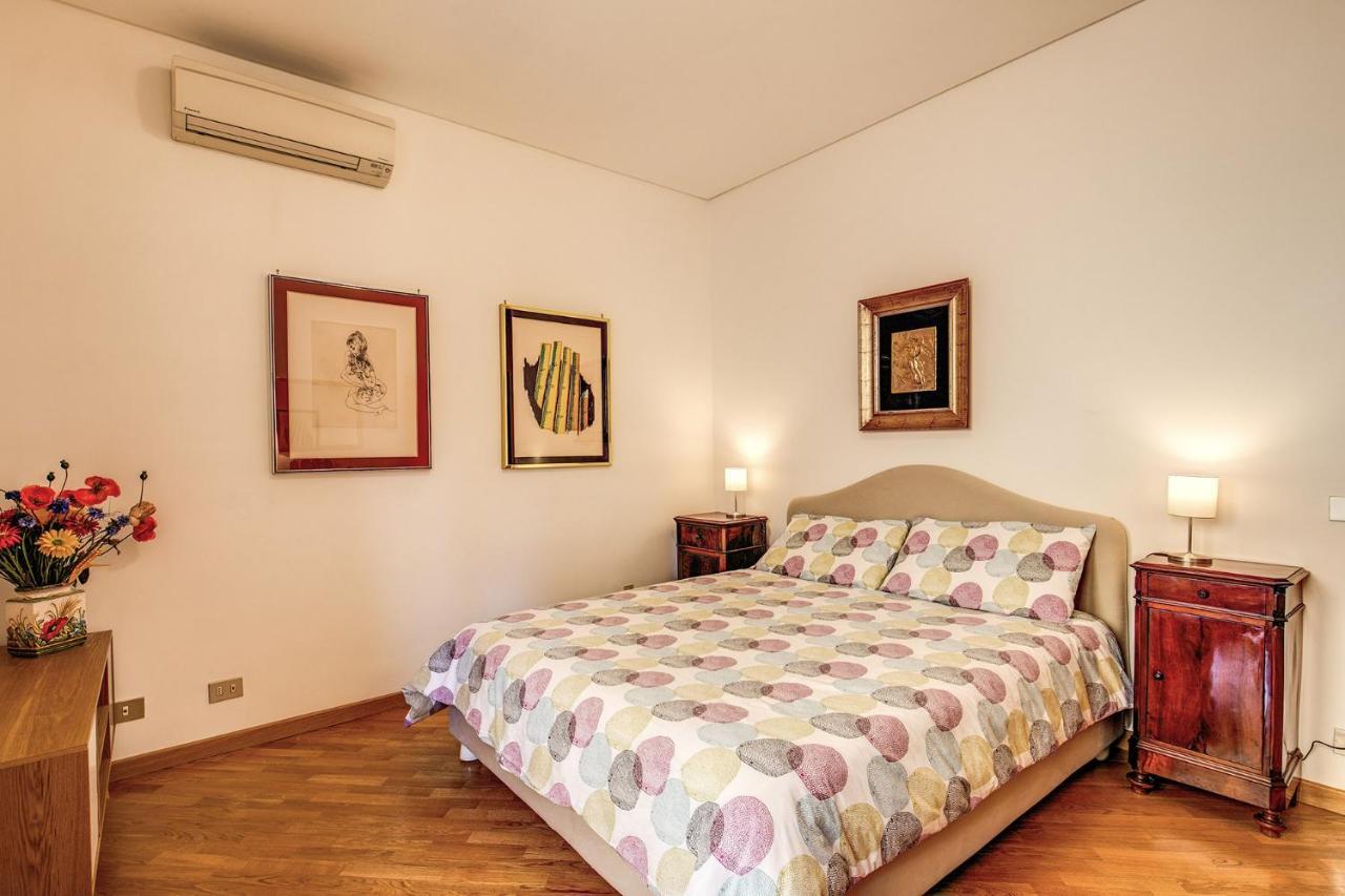 Terrazza Piccolomini: Elegant Apartment Stunning View Over Rome/St Peter'S Dome Exterior foto